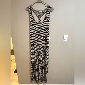 Calvin Klein Black & Ivory Stripe Racerback Maxi Dress Size 14 NWT